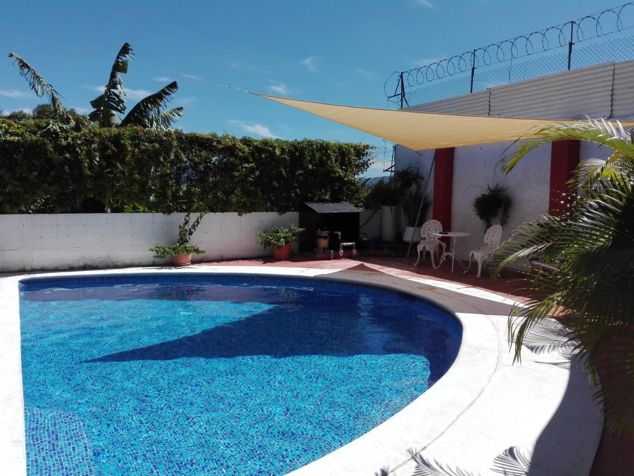 ホテル Casa San Benito サンサルバドル エクステリア 写真