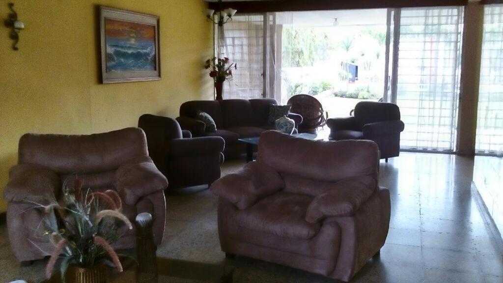 ホテル Casa San Benito サンサルバドル エクステリア 写真